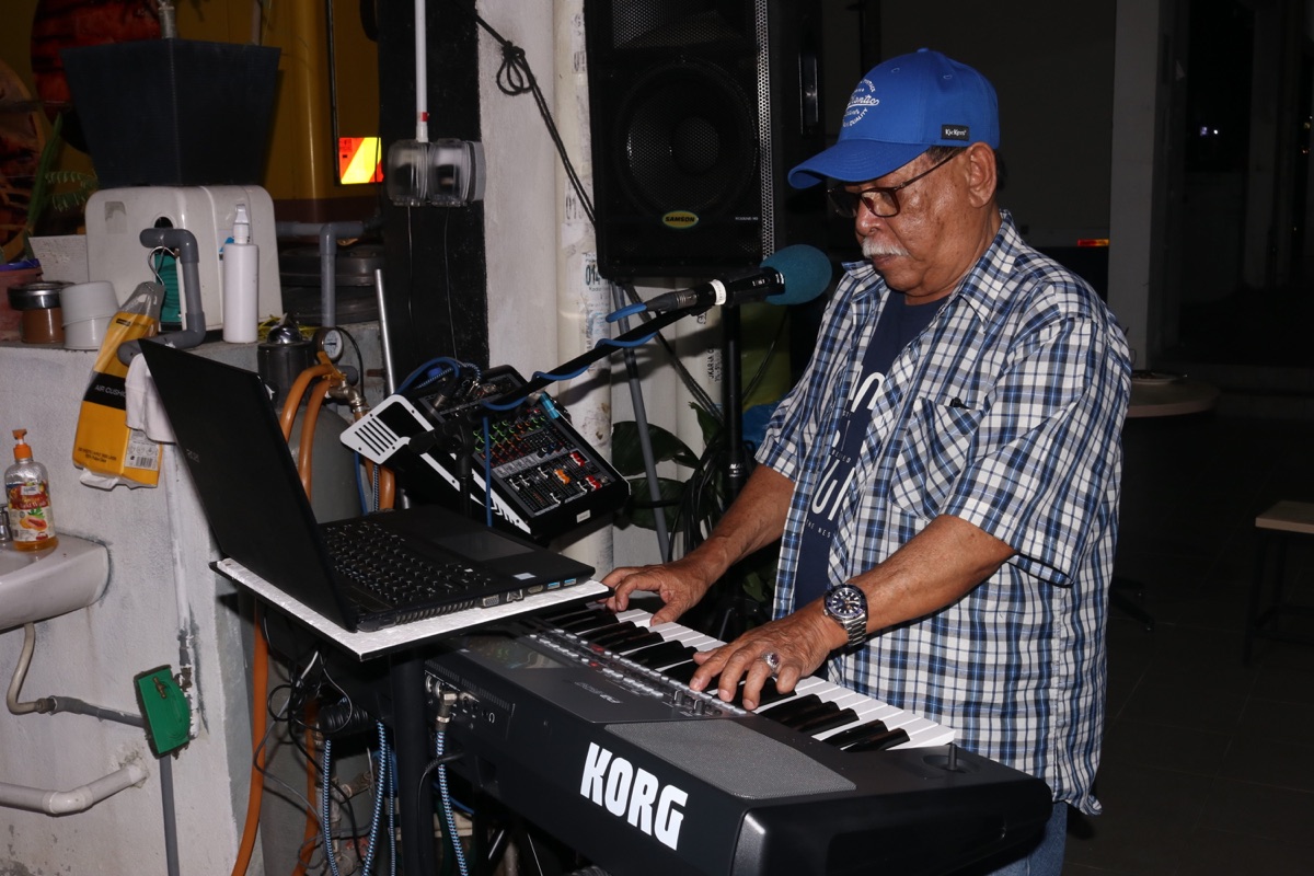 Live Music Night