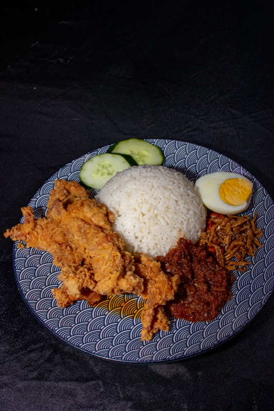Nasi Lemak Ayam Goreng